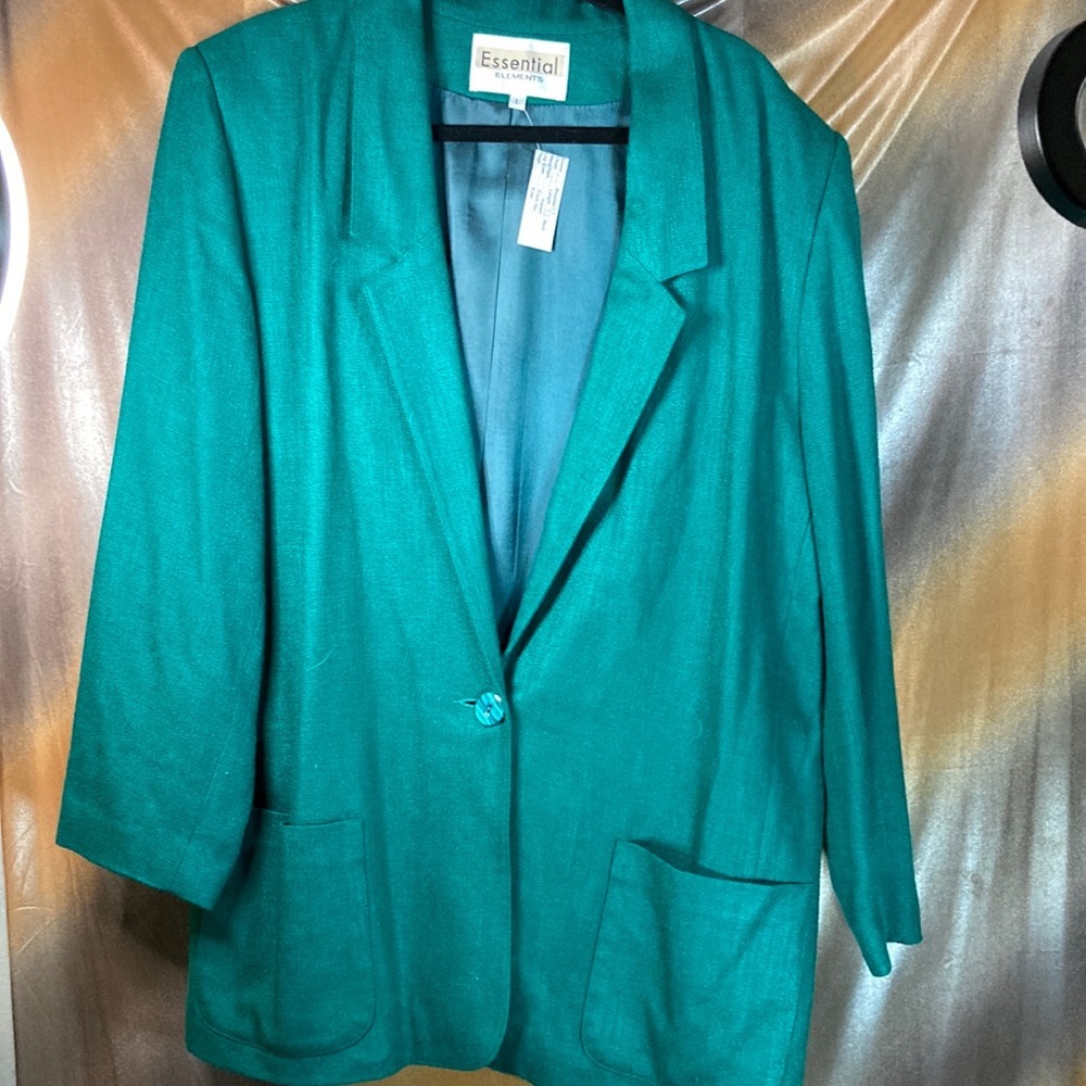 Vintage 80’s Essential Elemts jacket size L Rayon 46” chest. Green 151